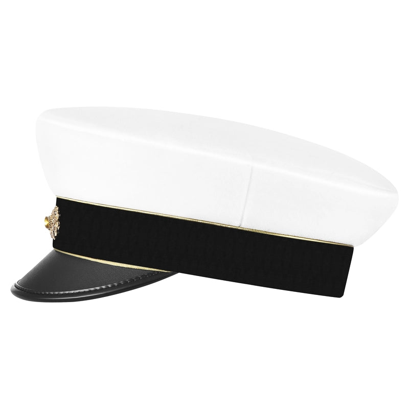 Grundmodell studentmössa med elegant guldkant, visad från sidan för att framhäva detaljerna.